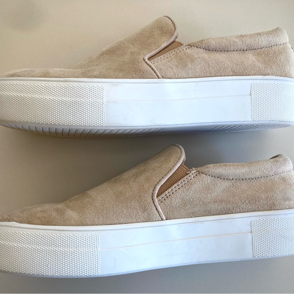 NWOT Steve Madden Women’s Leather Slip-On Loafers - Picture 3 of 5